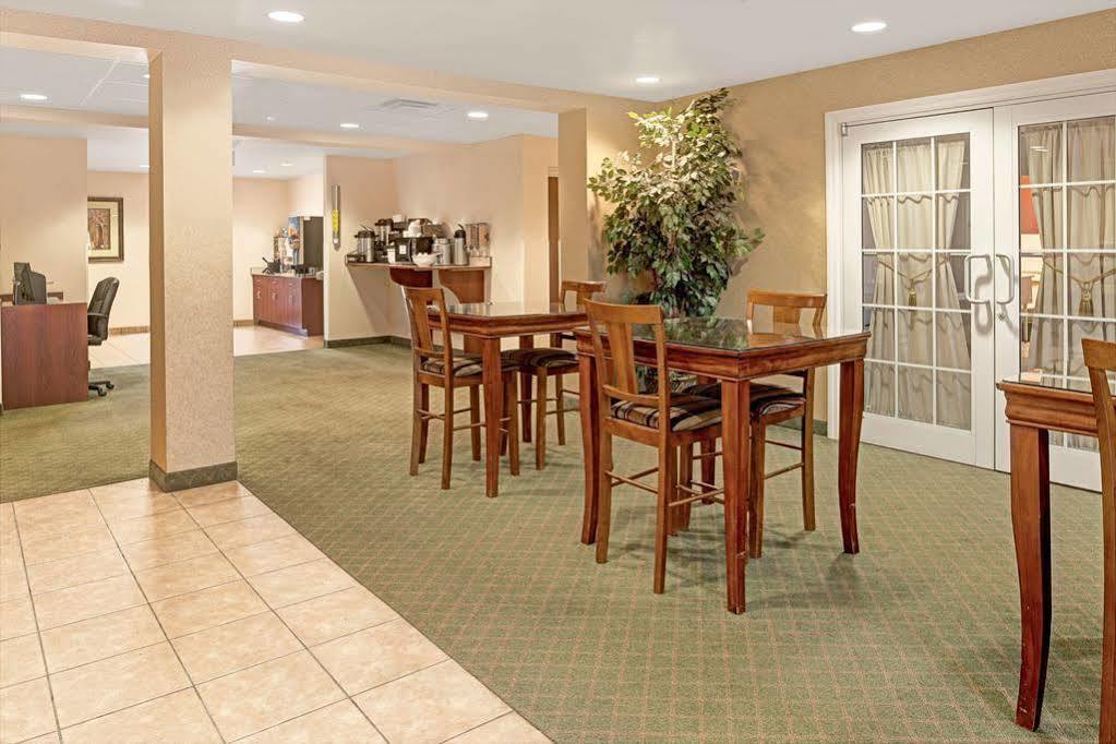 Microtel Inn & Suites By Wyndham Bellevue Εξωτερικό φωτογραφία
